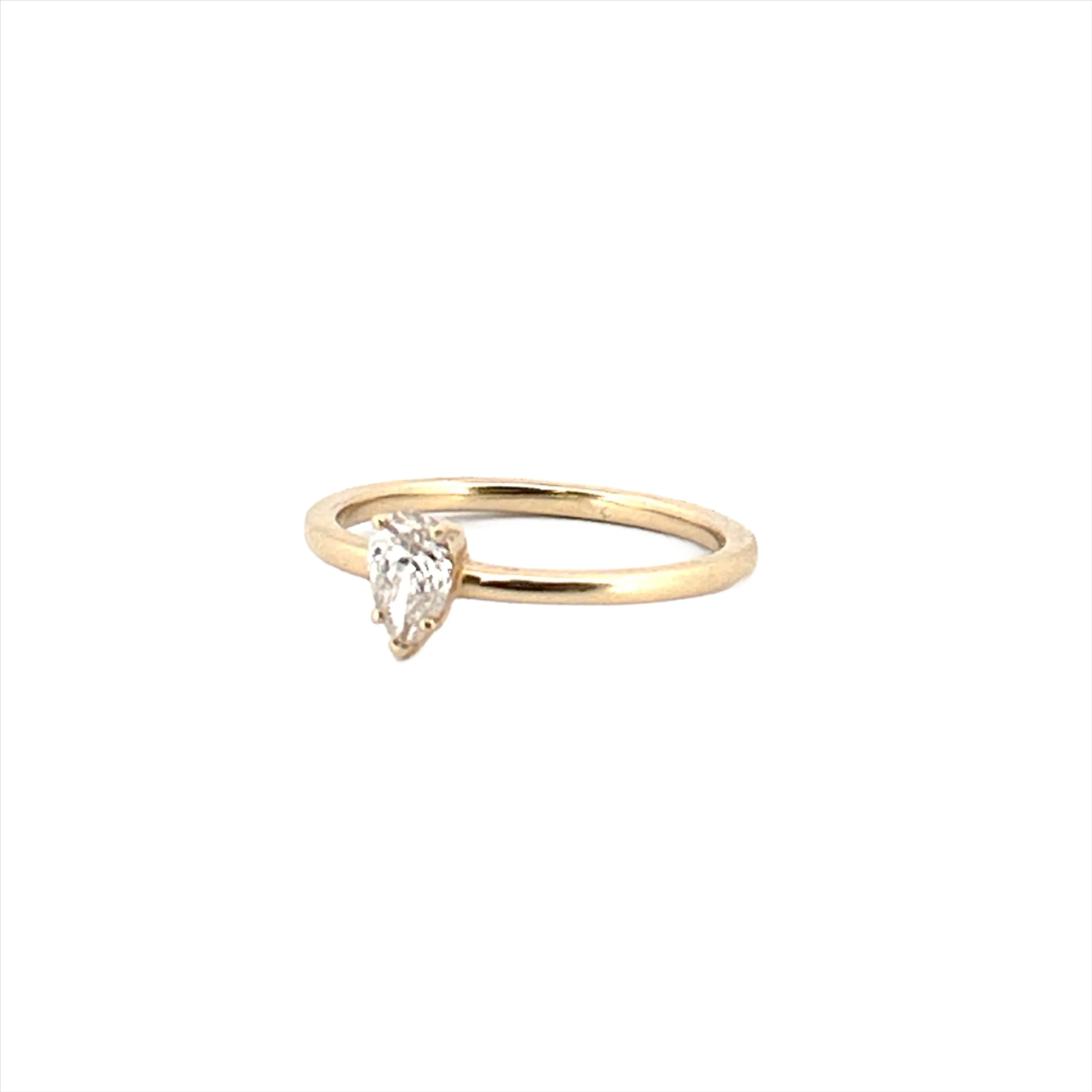 14K Gold Pear Shape Prong Set Diamond Single Stone Ring