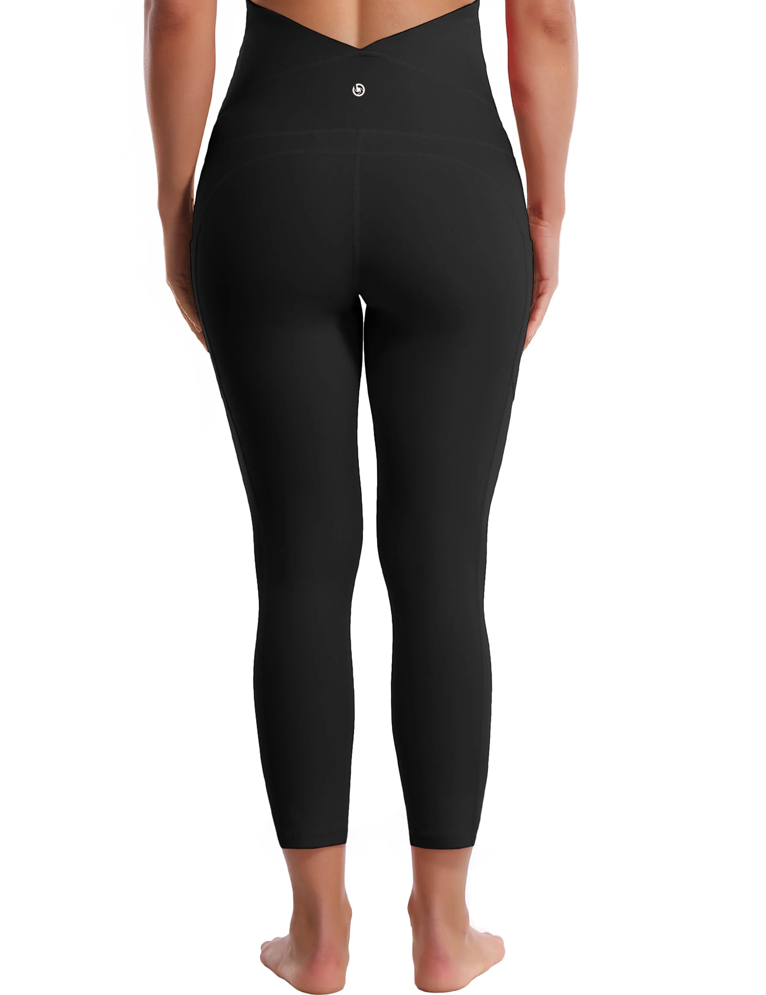 22" Side Pockets Maternity Yoga Pants black