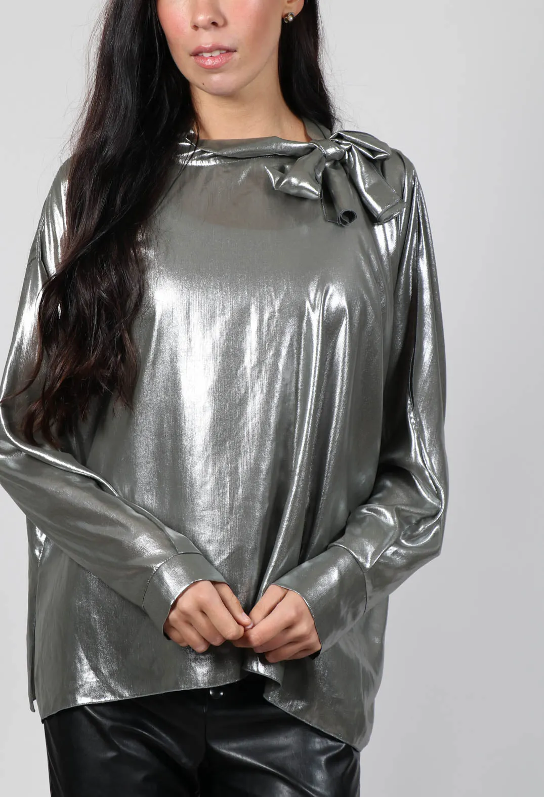 Asymmetric Blouse Clea in Silver / Khaki