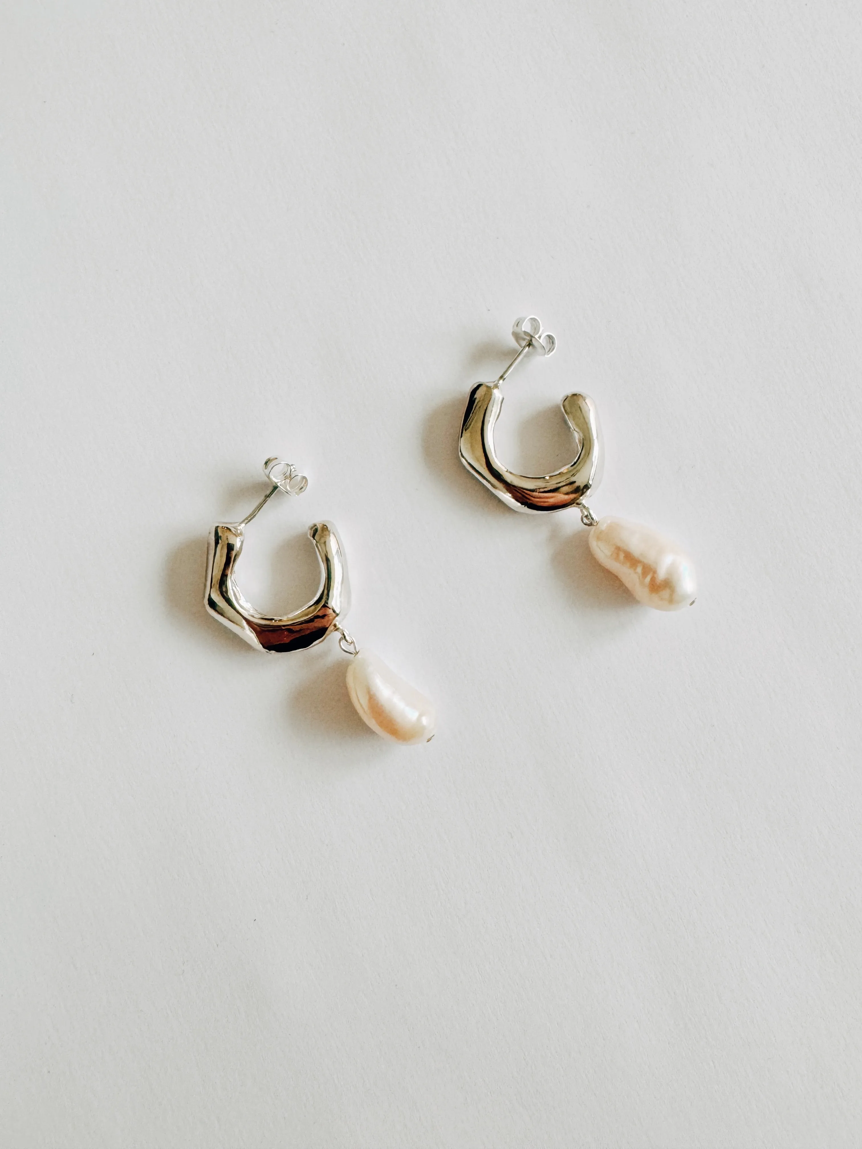 Earrings ‘Reese Pearl’