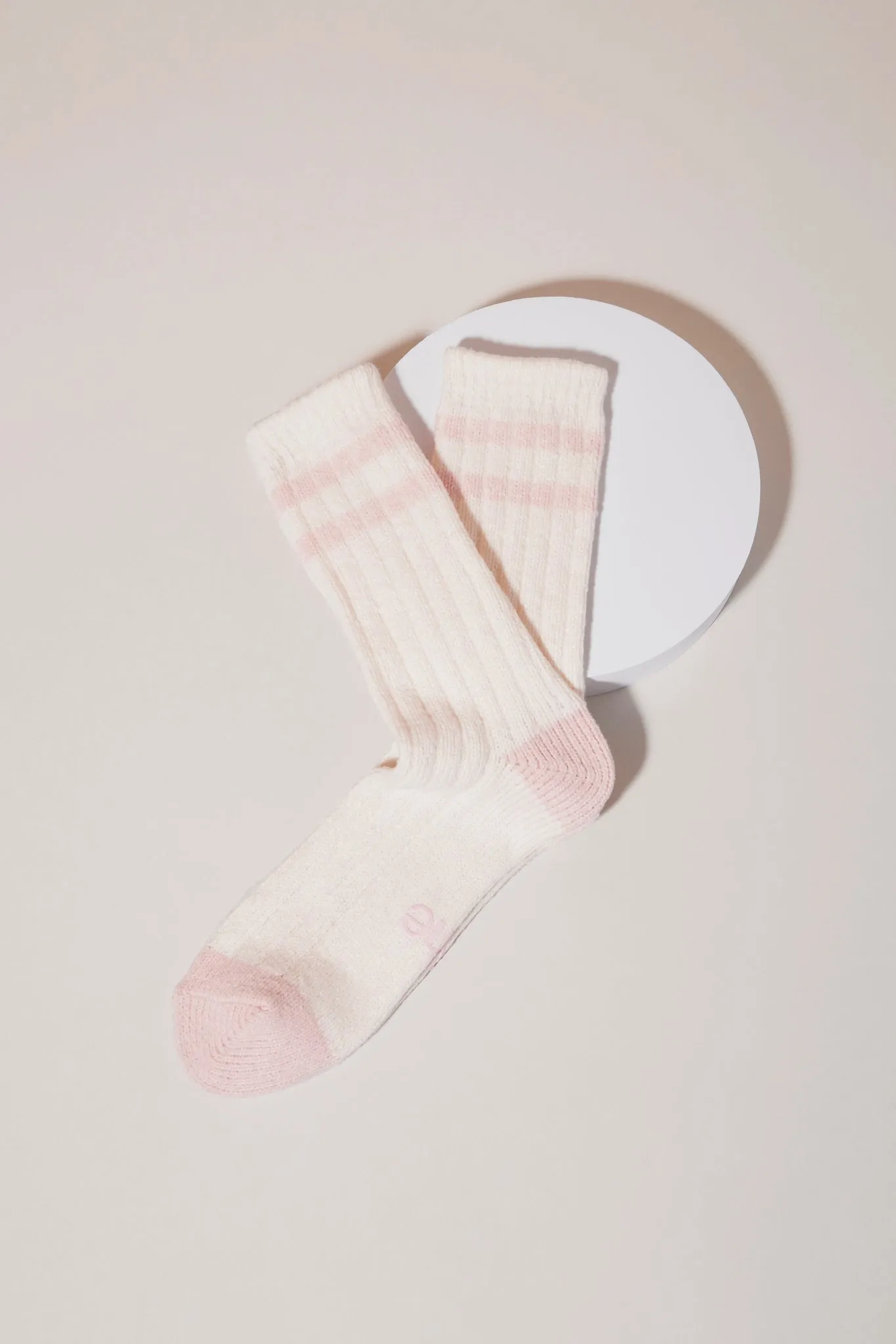 Homebody Super Soft Ribbon Socks