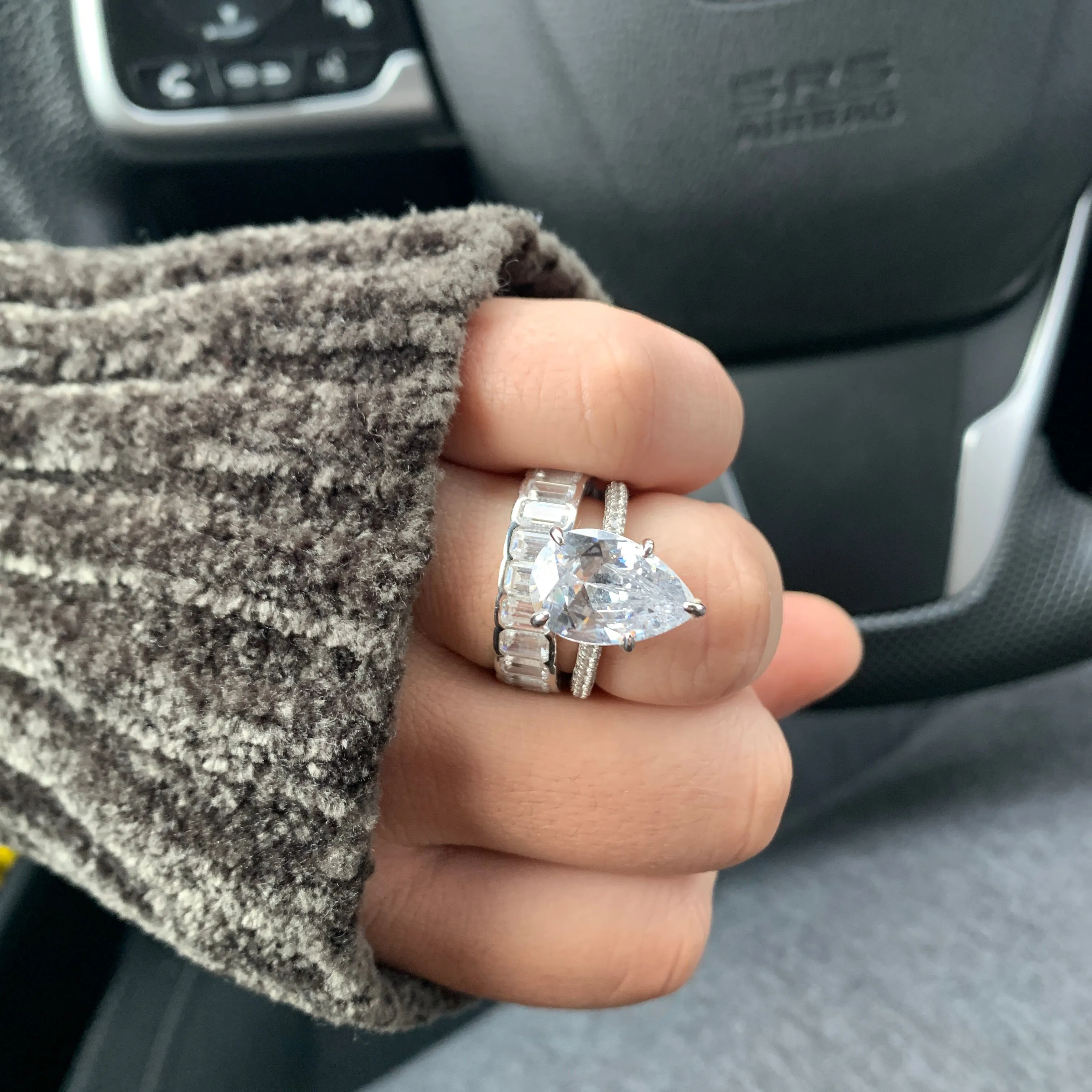 JENNA MOISSANITE RING