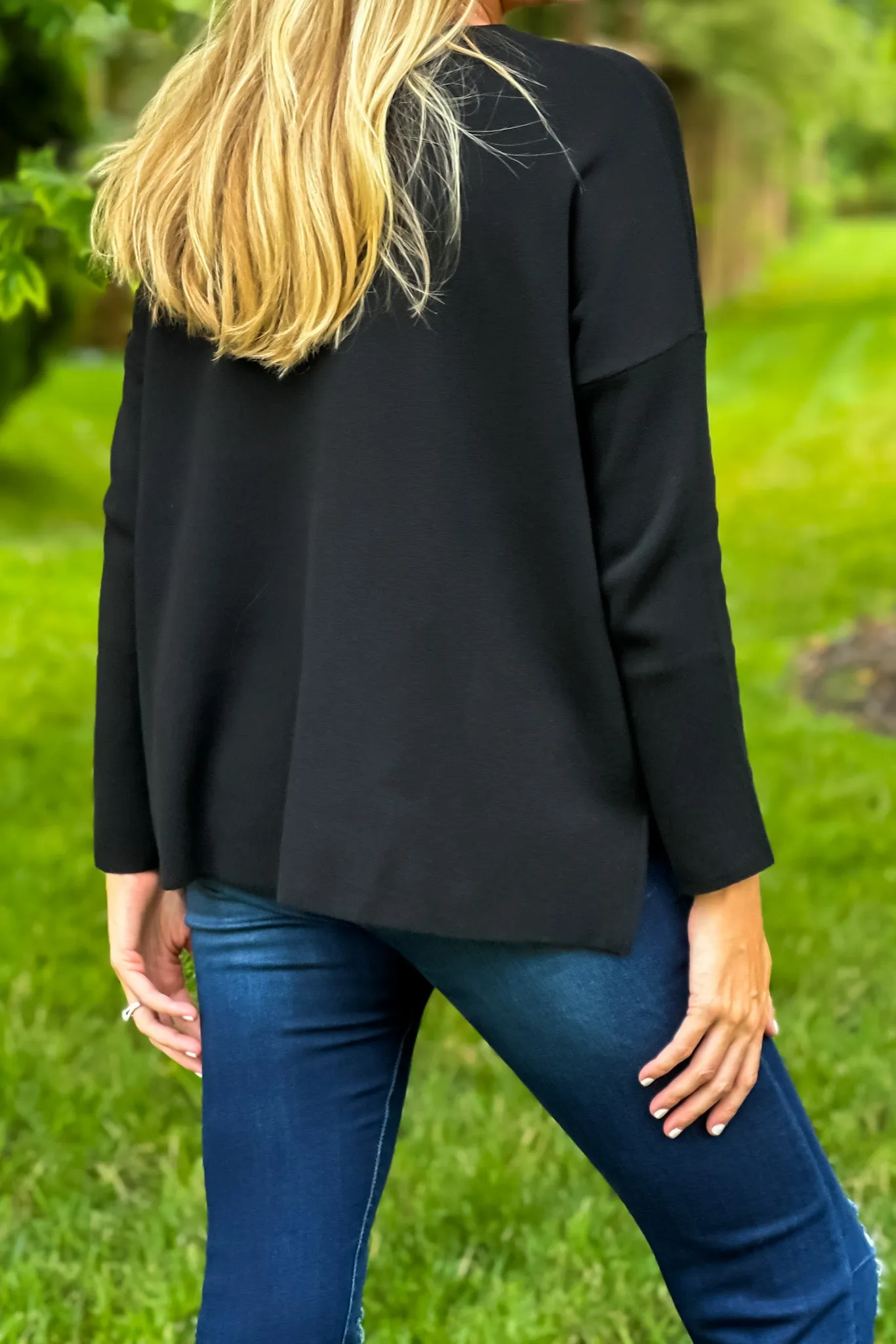 Kansas City Drop Shoulder Sweater : Black/White