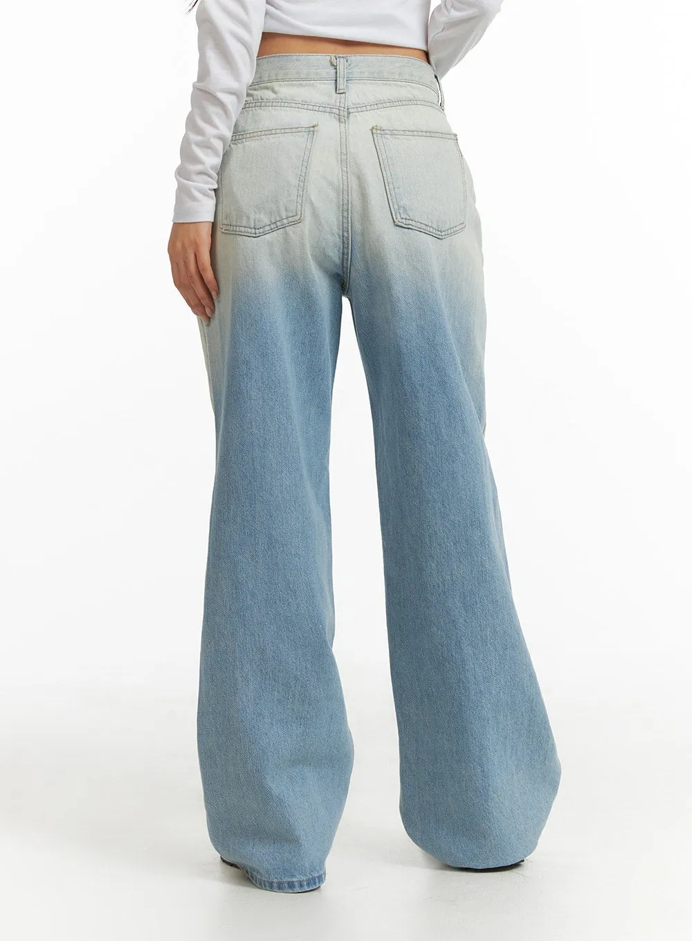 Mid Waist Wide Leg Pocket Jeans CJ425