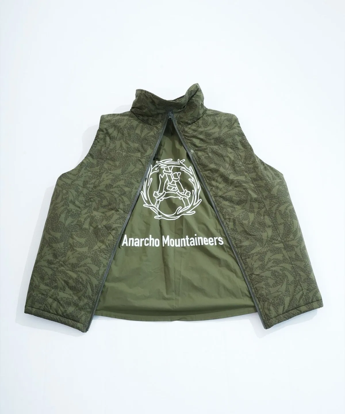 MOUNTAIN RESEARCH WILD THINGS × GENERAL RESEARCH MONSTER VEST-GREEN