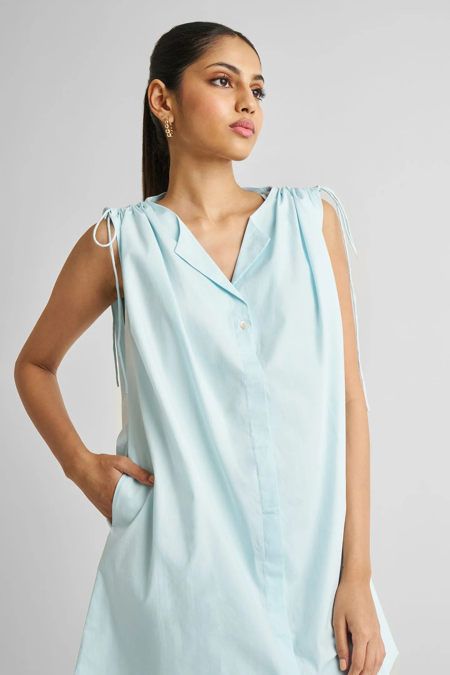 Reistor Shirt dress with Shoulder Tie Details in Summer Blue