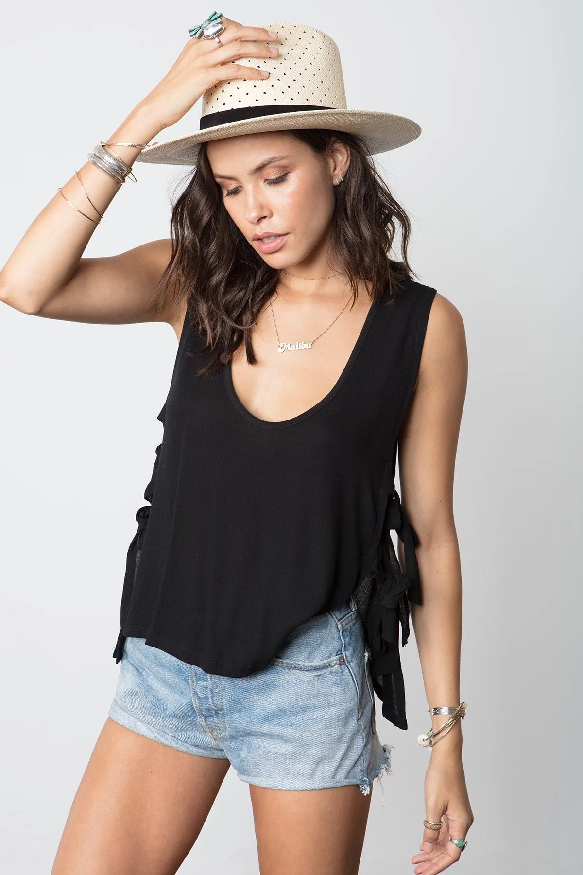 THE FAWN TIE TOP